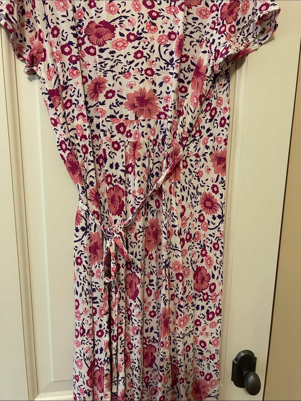 Floral V-Neck Maxi Wrap Dress in Pink with Complimentary Border. Summer Weight - Picture 8 of 8